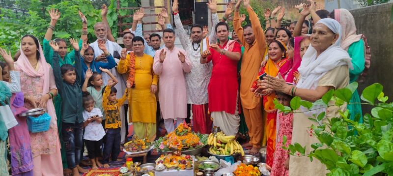 सहसपुर में धूमधाम से मनाया गया नाग पंचमी महोत्सव, 108 पार्थिव शिवलिंगों का हुआ पूजन