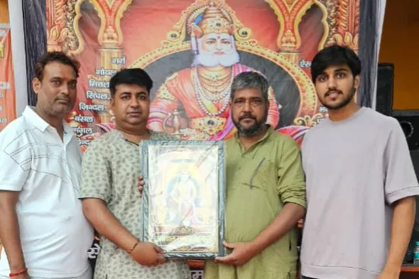 सहसपुर में धूमधाम से मनाई गई महाराजा अग्रसेन जयंती, वैश्य समाज के लोगों को किया सम्मानित