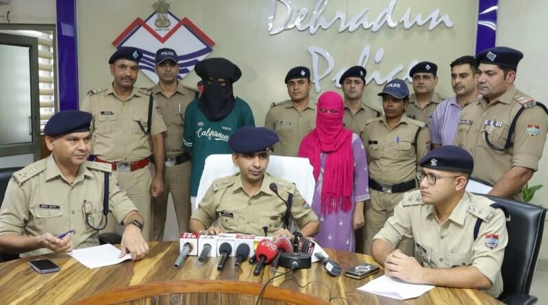 प्यार में दूरी बनी दुश्मनी की वजह, 5 लाख की सुपारी देकर प्रेमी पर कराया फायर